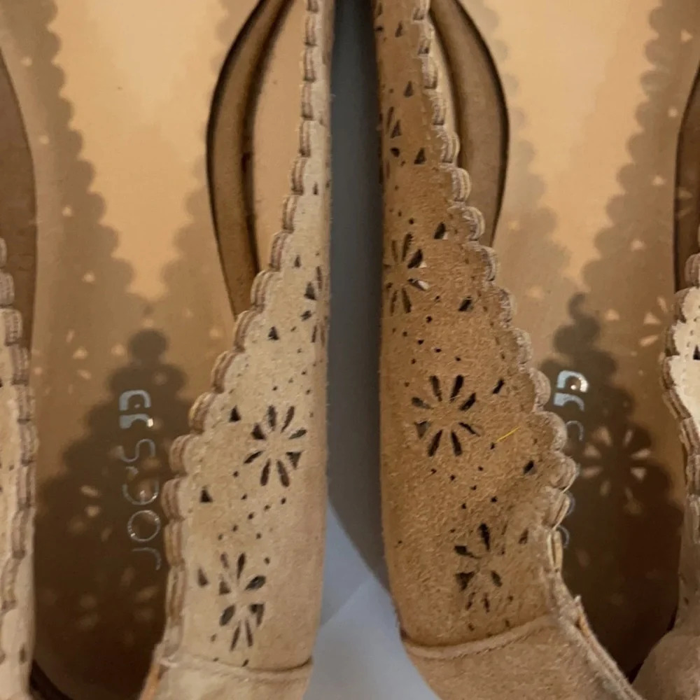 Joe’s Pointy Almond Toe Suede Cutout Flats Tan size 8.5 - Picture 7 of 16